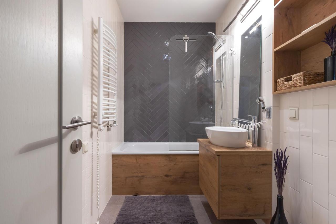 Pilies Street Exclusive Apartment By Reside Baltic VNO Eksteriør billede